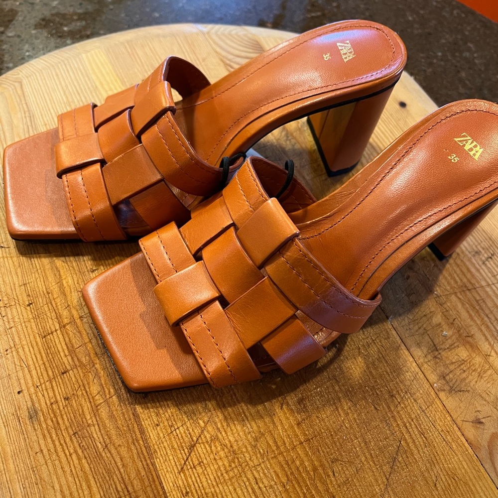 Zara sandals - Picture 3 of 3